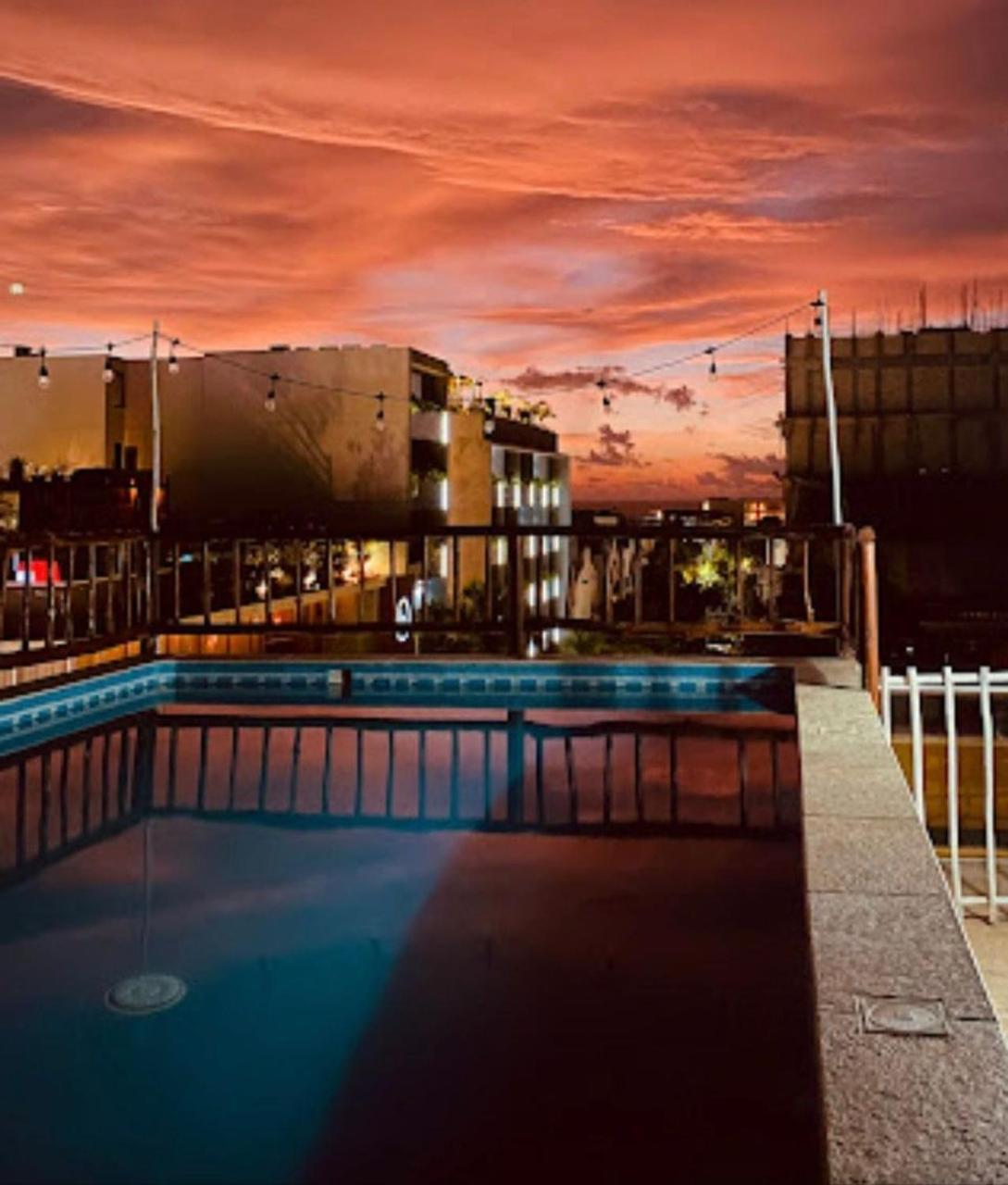 Chingon Anarchy Hotel & Roof Playa del Carmen Zewnętrze zdjęcie
